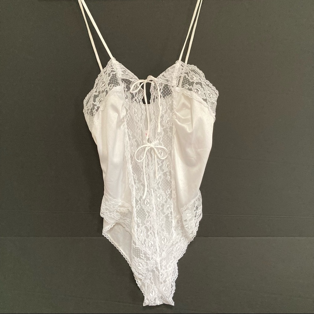 Vintage Mint Alana Gale Intimates ThongTeddy Pure White Medium